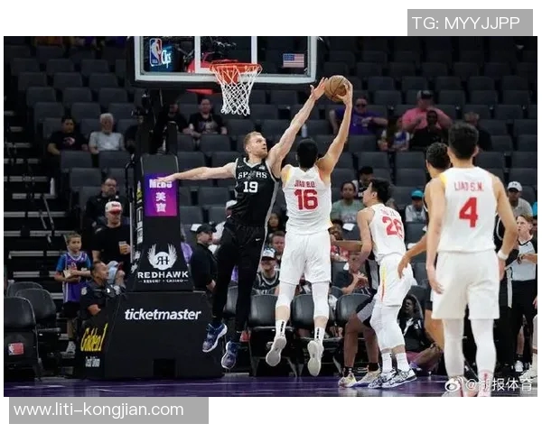 突然发力!科沃德连中三分独得8分 率队反超打停马刺 突然发力!科沃德连中三分独得8分 率队反超打停马刺