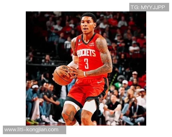 雄鹿官方:小凯文-波特恢复训练中右膝半月板受伤 将缺席约四周 雄鹿官方:小凯文-波特恢复训练中右膝半月板受伤 将缺席约四周